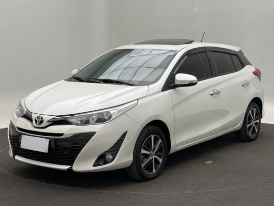 TOYOTA YARIS 1.5 16V FLEX SEDAN XLS MULTIDRIVE TOYOTA YARIS 1.5 16V FLEX SEDAN XLS MULTIDRIVE